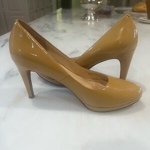 Cole Haan Nike Air camel Patent Heels 8.5